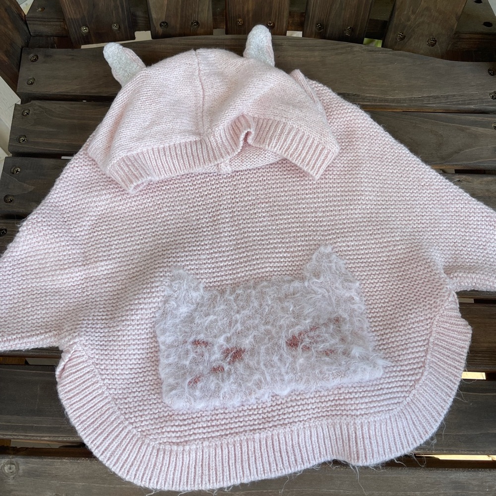 Cat & Jack Kitty Knit Poncho 12-18m
